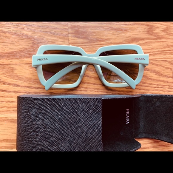 Mint green Prada sunglasses - Picture 3 of 4